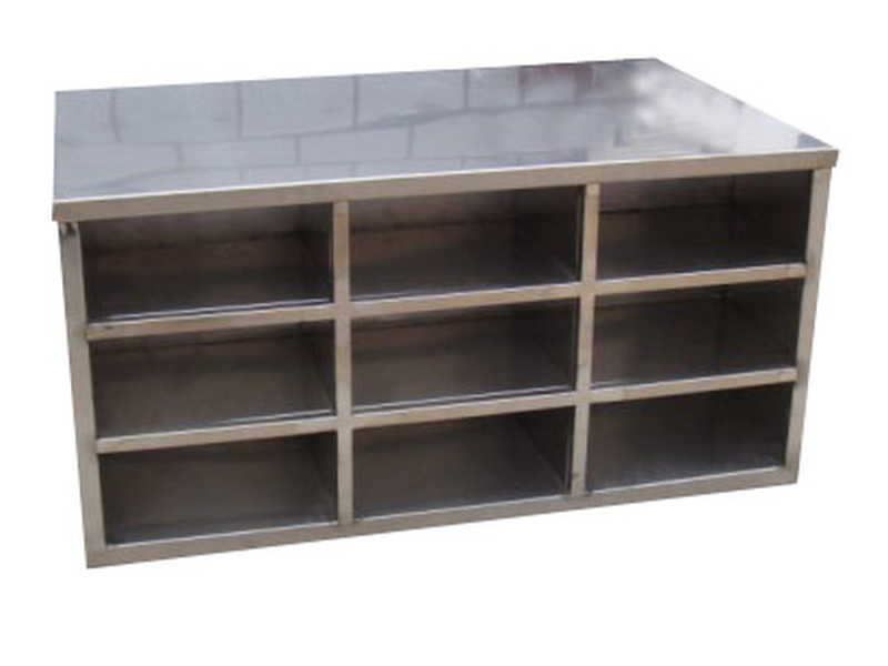 不銹鋼四門更衣柜