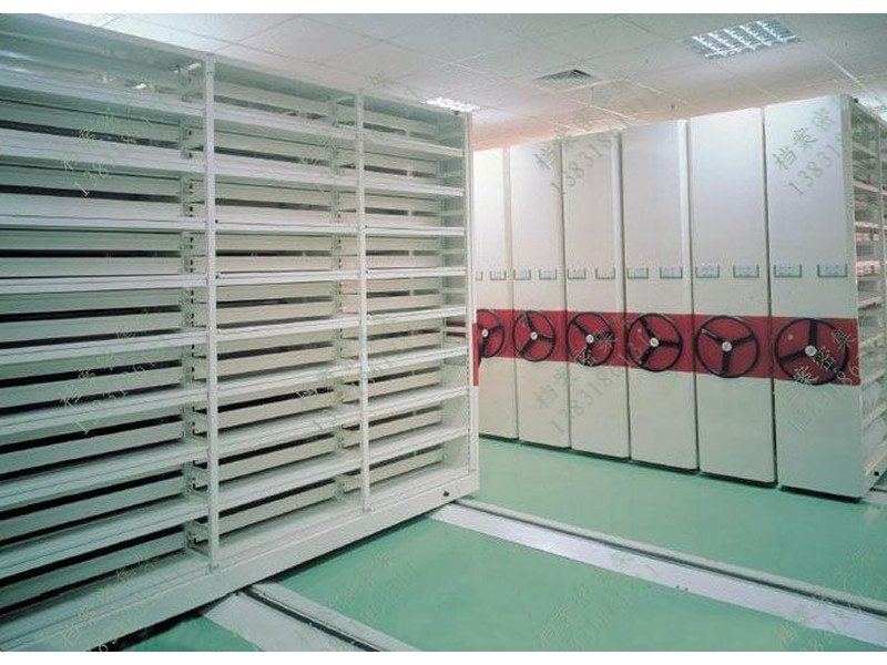 伊犁輕型移動(dòng)貨柜