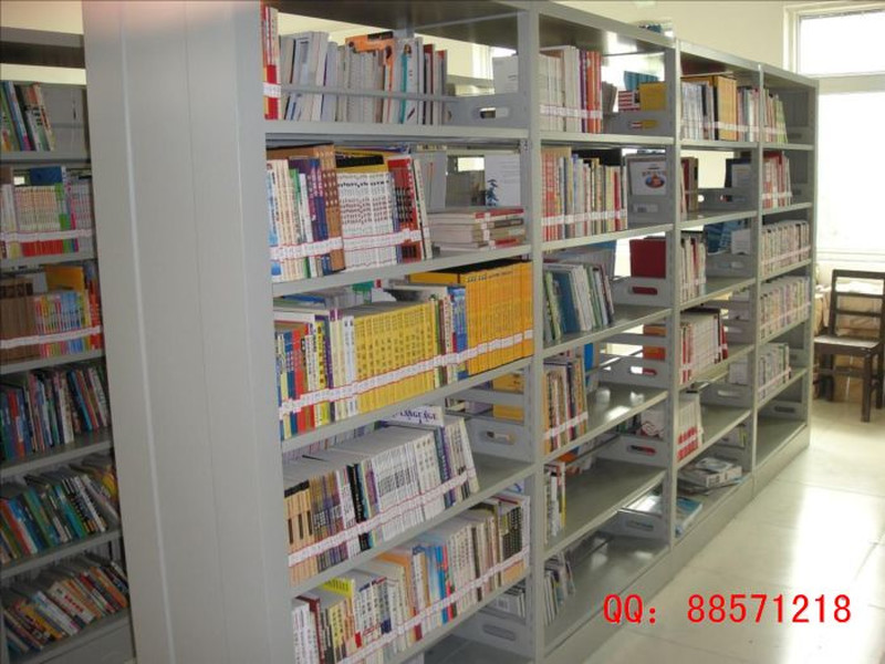自貢大學(xué)圖書館書架